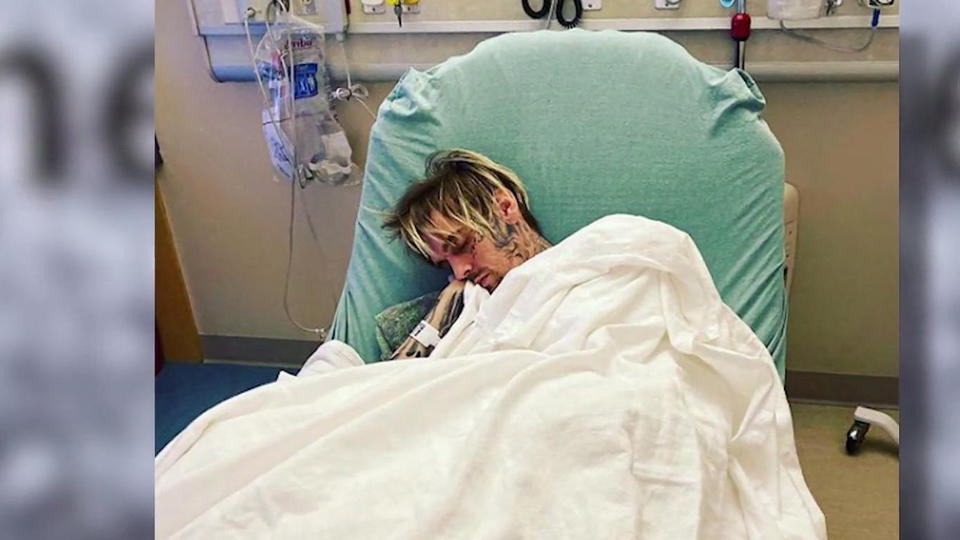 Neuer Tiefpunkt? Aaron Carter ins Krankenhaus eingeliefert