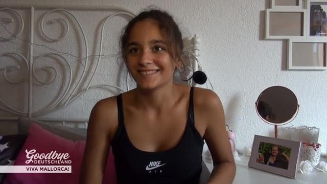 Schmetterlinge im Bauch Jada ist das erste Mal verliebt
