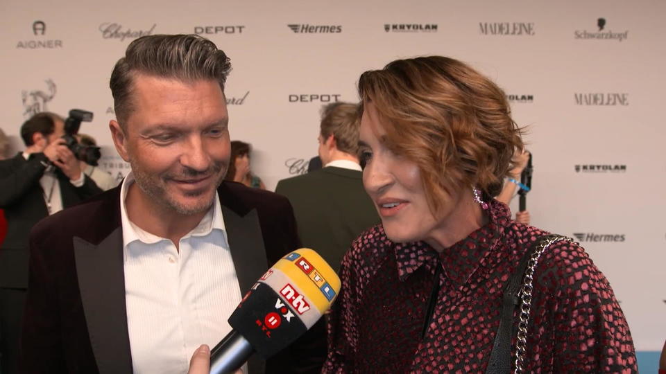 Geheimrezept ihrer Ehe Hardy Krüger jr. und seine Frau haben ihre Handys gespiegelt