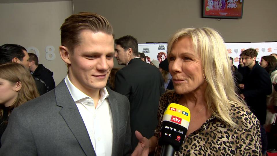 Stolz auf Sohn Max Ulrike von der Groeben zittert bei Filmpremiere
