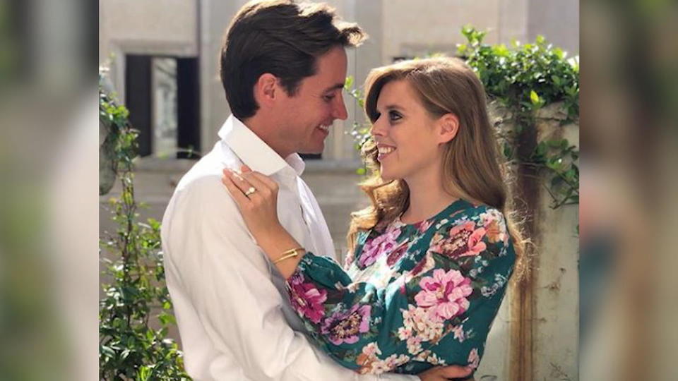 Trotz Skandal um Papa Prinz Andrew Prinzessin Beatrice: Verlobungsfeier in London
