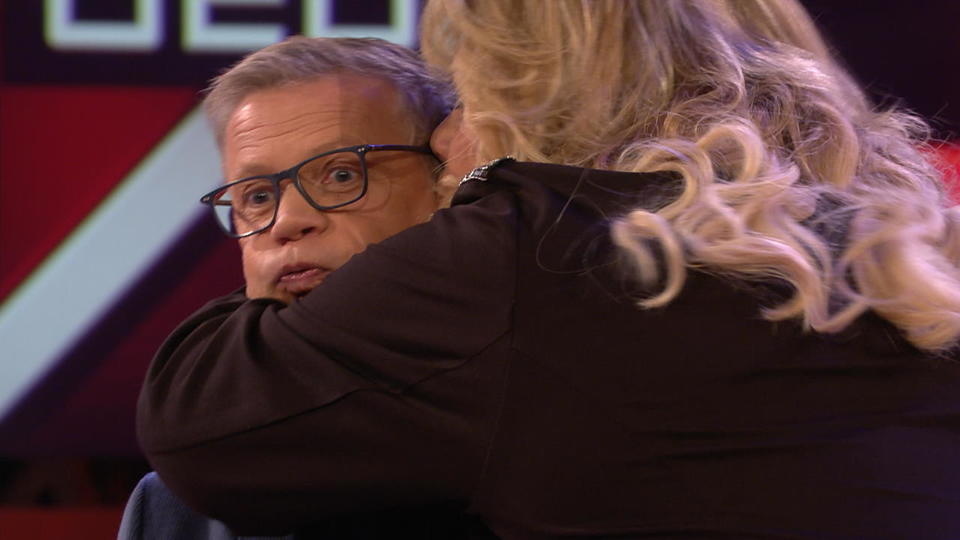 Ilka Bessin Crasht 5 Gegen Jauch Video Vip De