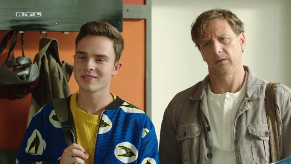 Kreischalarm im G-Kurs Mike Singer ist bei „Der Lehrer“ dabei