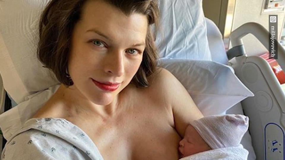 Milla Jovovich zeigt erste Fotos Süßes Familiengruppenkuscheln mit dem Nachwuchs!