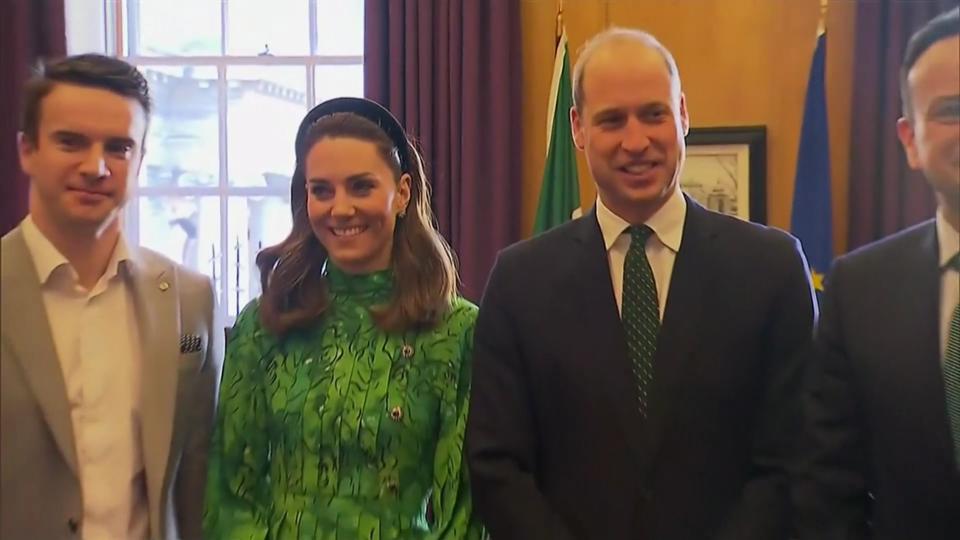 Im trendigen Designerkleid mit Guinness William und Kate bei ihrem Irland-Besuch