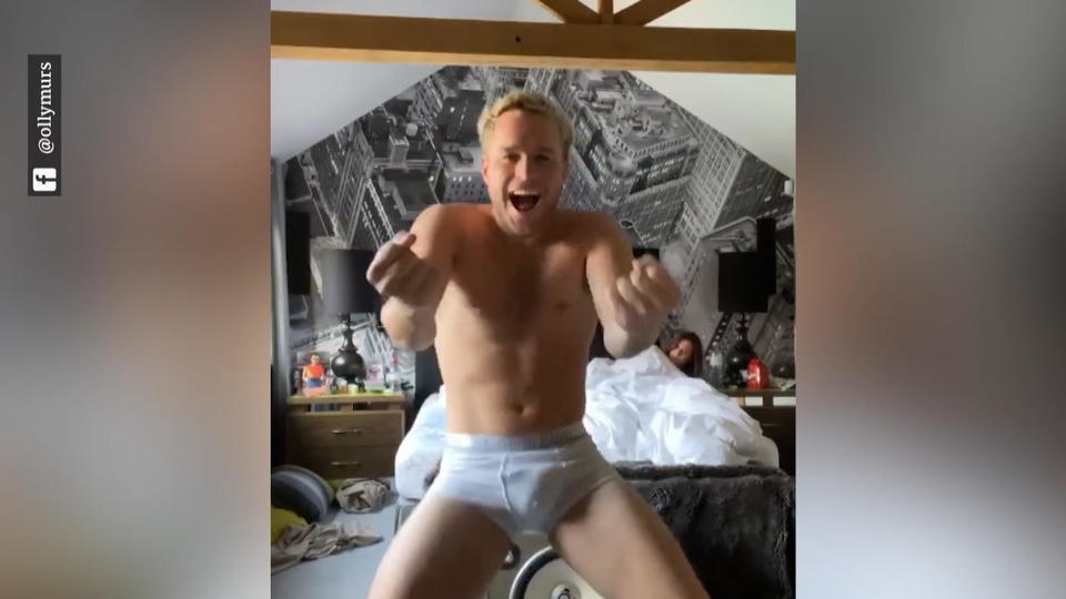 Olly Murs tanzt Amelia wach Olly Murs gibt seinem Lagerkoller Freiraum