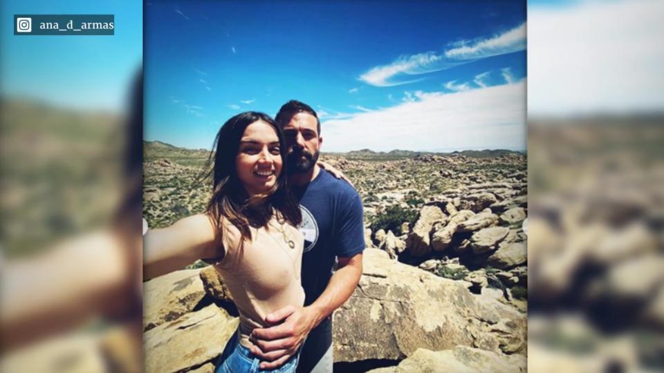 Retro-Liebesbeweis Ben Affleck & seine Ana tragen Partnerketten