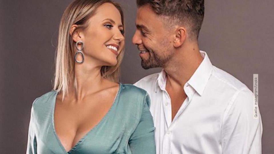 Ex-Bachelor Kandidatin Lina Özgenç spricht über Schwangerschaftsanzeichen