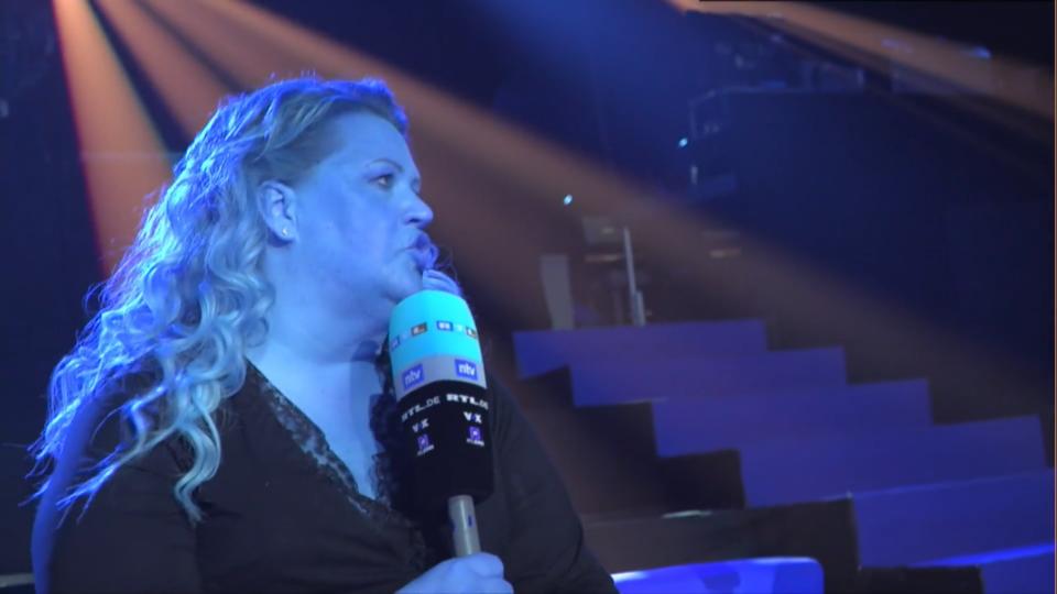 Kein Auftritt im "Let's Dance"-Finale Ilka Bessin spricht über ihre Knie-Probleme