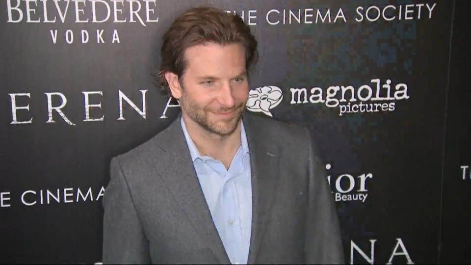 Unterwegs in New York Papa Bradley Cooper mit Töchterchen Lea beim Bummeln