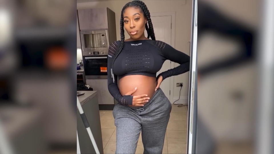 Familie gibt plötzlichen Tod bekannt Schwangere YouTuberin Nicole Thea stirbt mit Baby