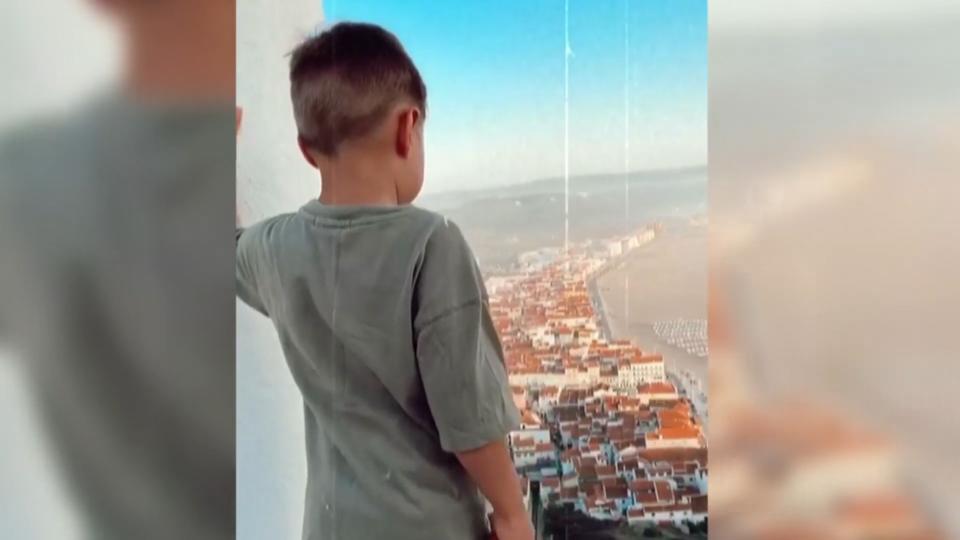 Da hat jemand ein Mini-Me Alessio Lombardi redet wie Papa Pietro