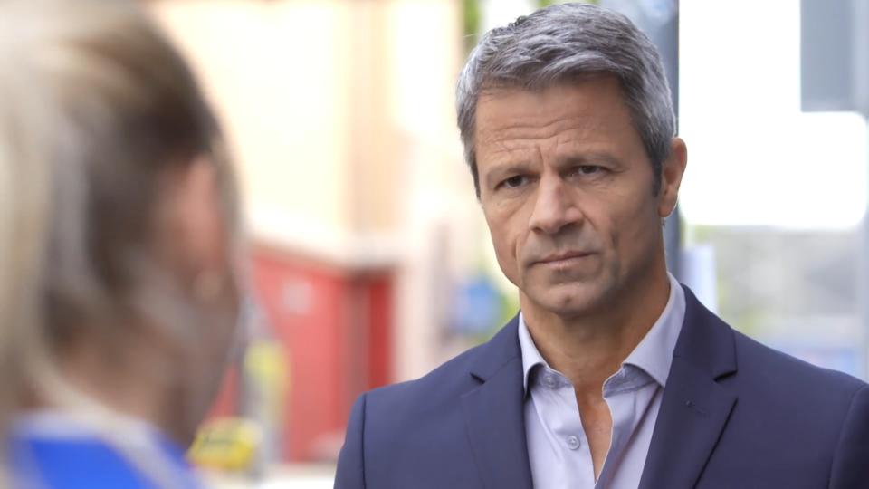 „Unter uns“-Folge vom 31.07.2020 Sagt Benedikt Ute, dass er von dem Kuss weiß?