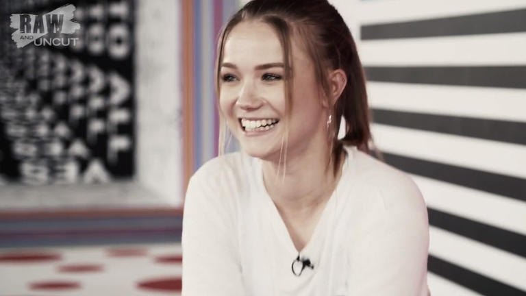 Julia Beautx bei „RAW and UNCUT“ Das geht wirklich mit YouTuber Rezo