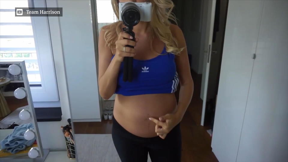 Nach Hate wegen After-Baby-Body Jetzt meldet sich Sarah Harrison zu Wort