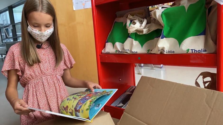 Bücherspende für das Hopp-Kindertumorzentrum in Heidelberg Bücherspende für das Hopp-Kindertumorzentrum in Heidelberg