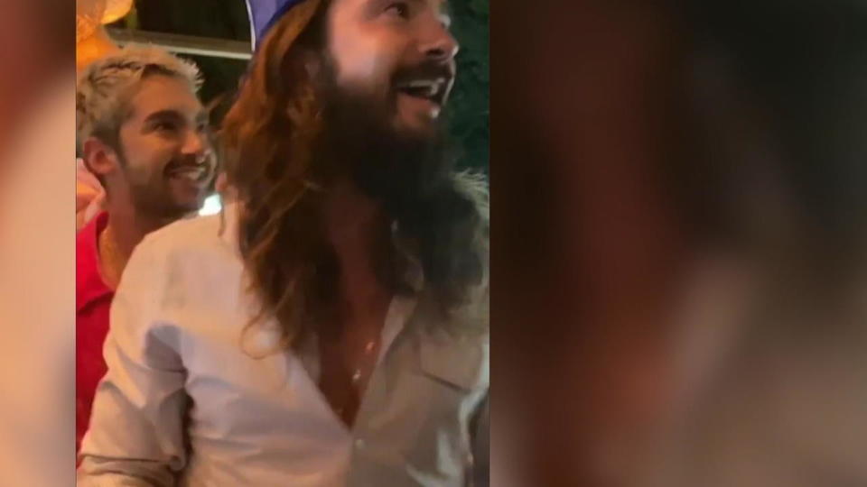 Heidi Klum singt ein Ständchen Geburtstagsparty für Tom und Bill Kaulitz