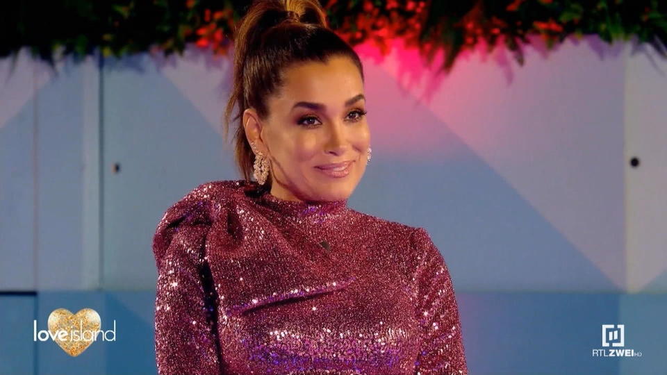 Ihre ersten Worte zur Rückkehr Jana Ina ist zurück bei Love Island