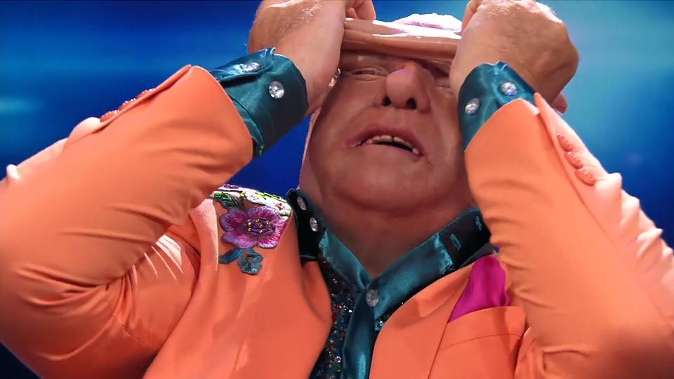"Big Performance" Wer ist der Star hinter der Elton-John-Maske?