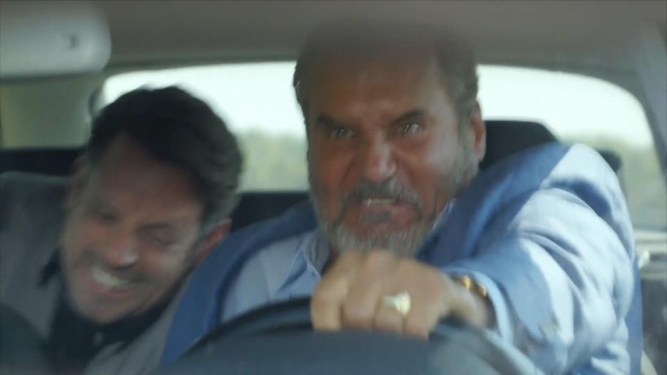 Krasser Stunt bei AWZ Richard und Justus haben einen Autounfall
