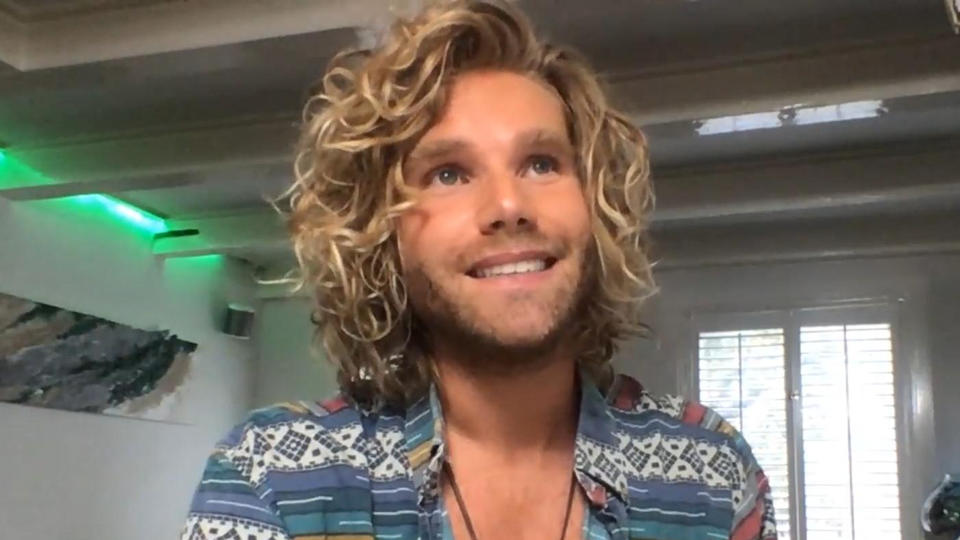 Kotz-Emojis & Co. "Feuerherz"-Star Matt Stoffers: So lief sein Outing
