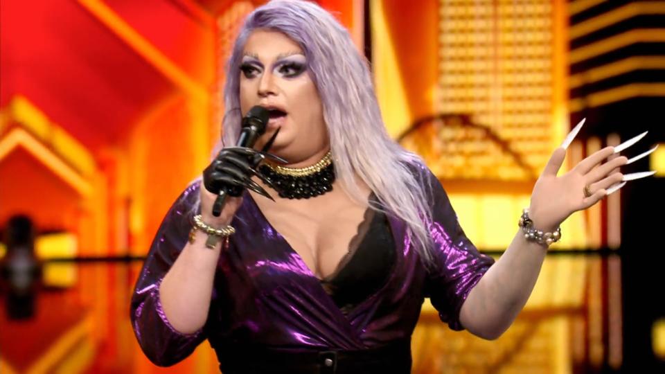 Eine Drag Queen macht Stand-Up Comedy Pam Pengco ist bunt, witzig, derb - und vor allem lustig!