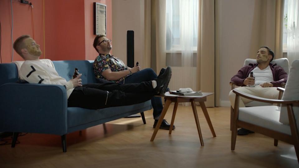 Männerzoff bei GZSZ In der WG geht es zur Sache