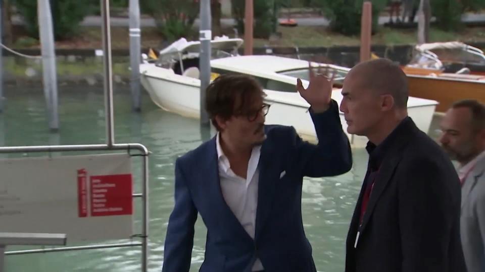 Nach Aus als Grindelwald Dior hält zu Johnny Depp