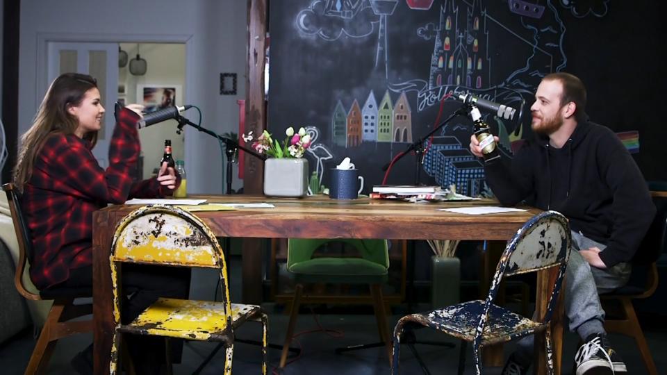 „Unter uns“-Podcast Sharon & Patrick sind auch privat gute Freunde