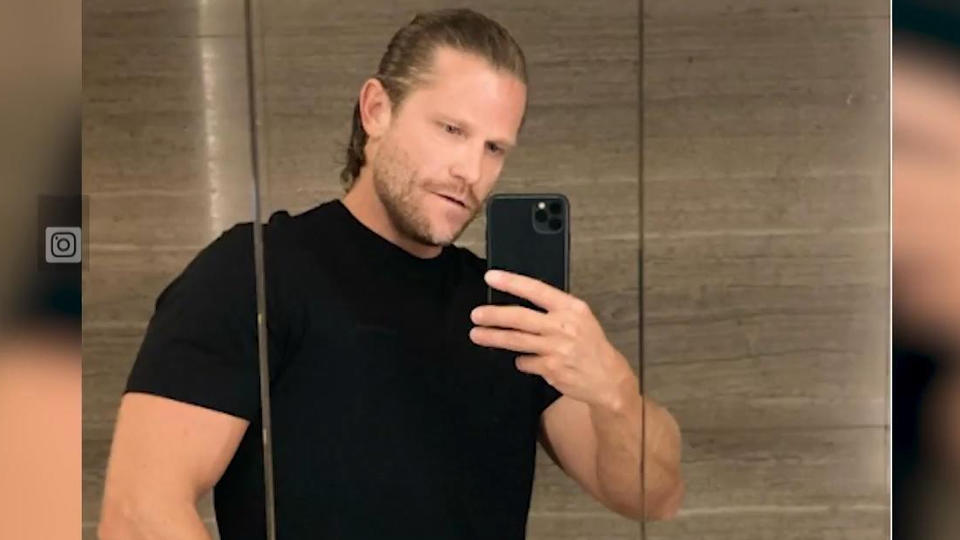 Verdächtiges Selfie mit Ring Hat Paul Janke heimlich geheiratet?