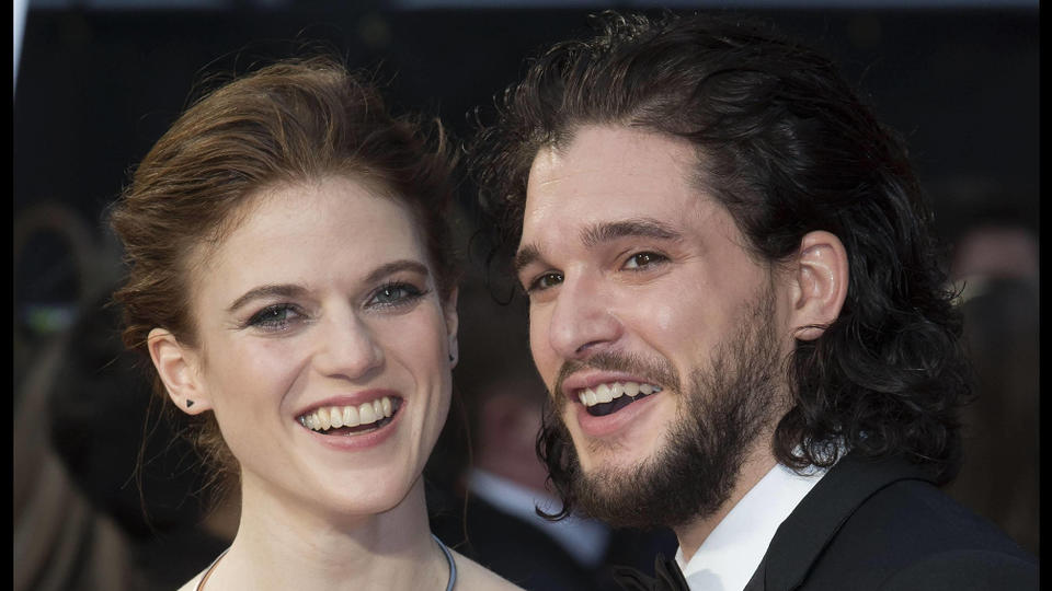 Niemand hat etwas mitbekommen! Rose Leslie & Kit Harington sind heimlich Eltern geworden