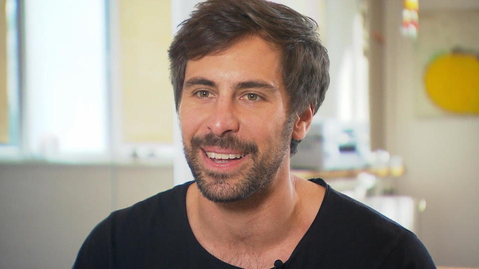 Nach Corona-Auszeit Max Giesinger macht Yoga