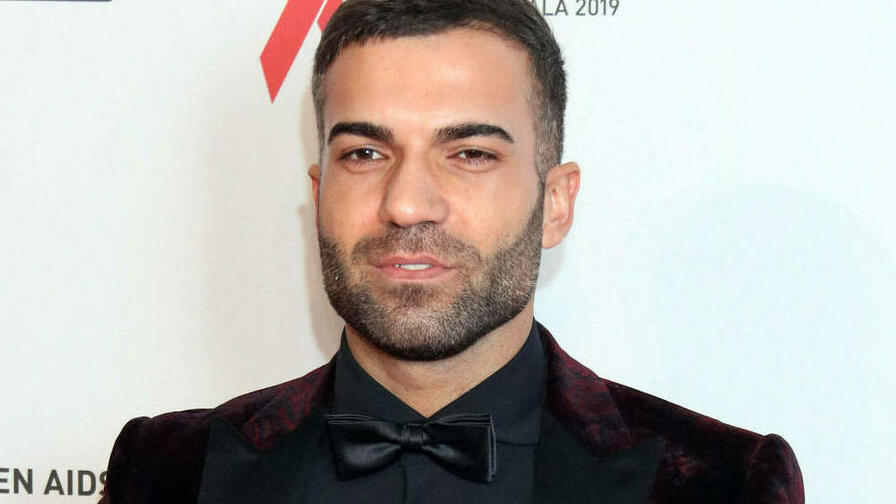 Endlich wieder zum Friseur! Ex-Bachelorette-Star Rafi Rachek ist jetzt ein Silberfuchs