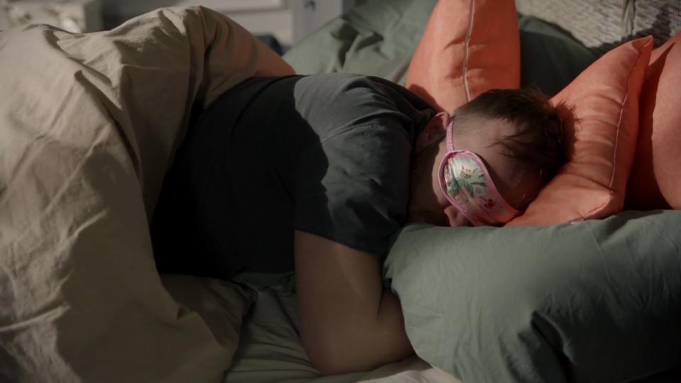 GZSZ-Wochenvorschau Teil 3 Erik hat in Emilys Bett übernachtet