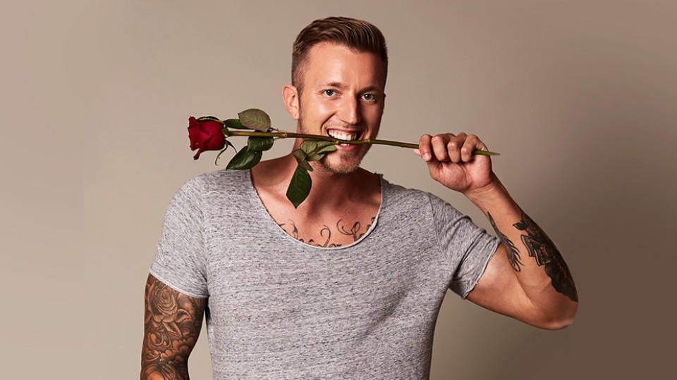 Chris mag Frauen mit gutem Humor. Überzeugt ihn die Bachelorette?