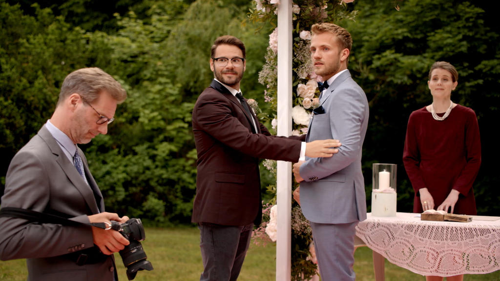 GZSZ: Hochzeit von Emily und Paul