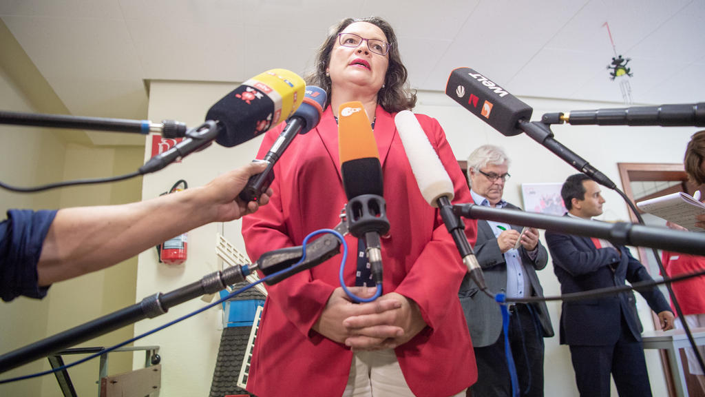 09.08.2018, Nordrhein-Westfalen, Duisburg: Andrea Nahles, Vorsitzende der Sozialdemokratischen Partei Deutschlands (SPD), äußert sich zur aktuellen Debatte um den starken Anstieg der Zahl ausländischer Kindergeldempfänger. Foto: Christophe Gateau/dpa