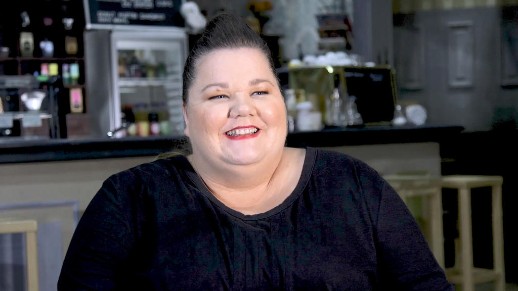 Schauspieler Manuela Wisbeck verrät im Interview mehr über ihre GZSZ-Rolle.