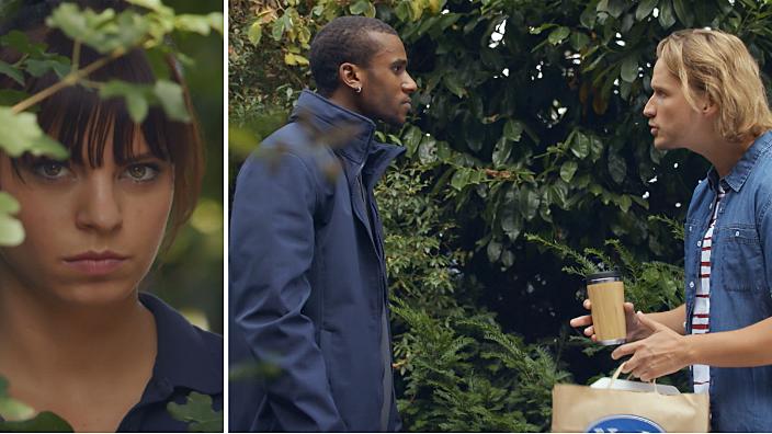 AWZ: Michelle beobachtet Mo und Finn zusammen im Park.