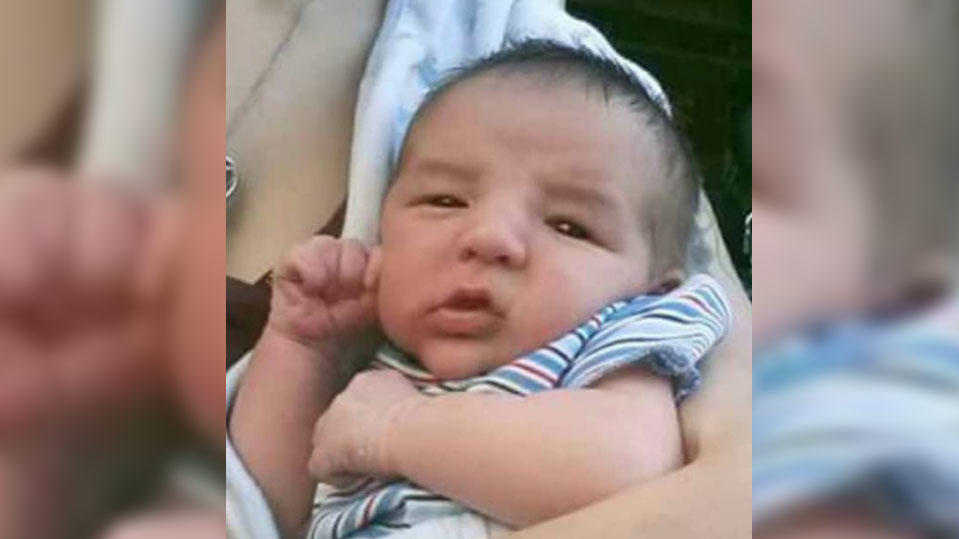 Eltern lassen Baby verwahrlost sterben