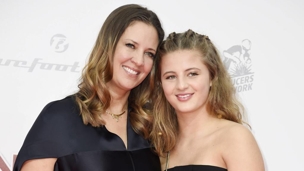 Dana Schweiger mit Tochter Emma Schweiger bei der Premiere des Kinofilms Conni & Co 2 - Das Geheimnis des T-Rex im Cinestar Sony Center. Berlin, 09.04.2017 Foto:xF.xKernx/xFuturexImageDana Schweiger with Daughter Emma Schweiger at the Premiere the Ci