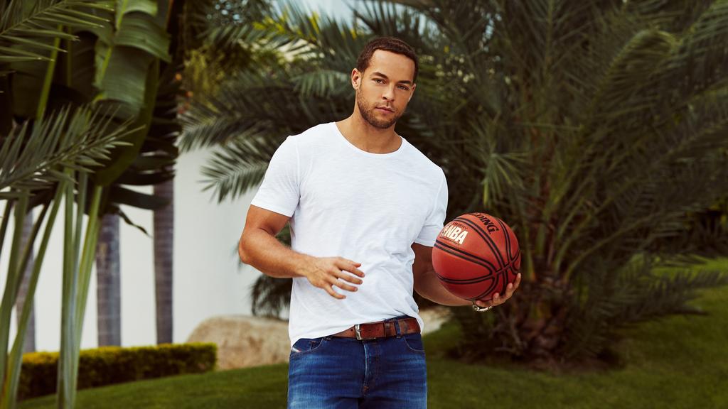 Der Basketball ist ein fester Bestandteil in Andrejs Leben.