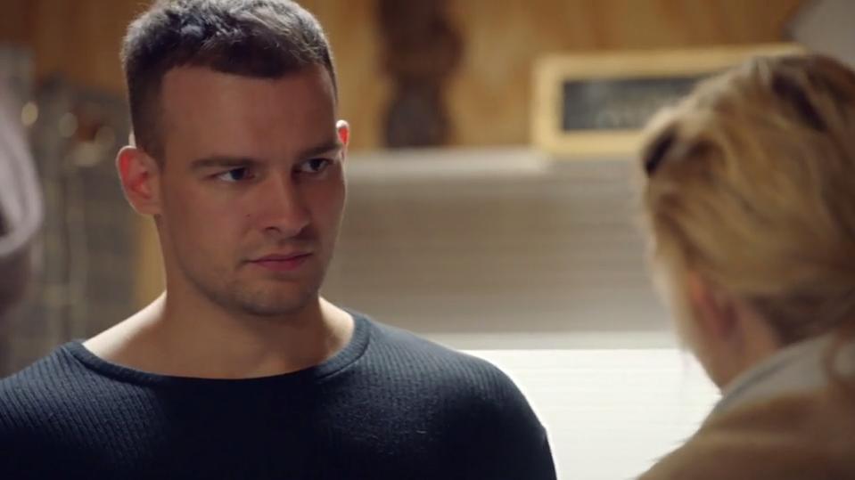 GZSZ: Chris und Lilly beraten sich
