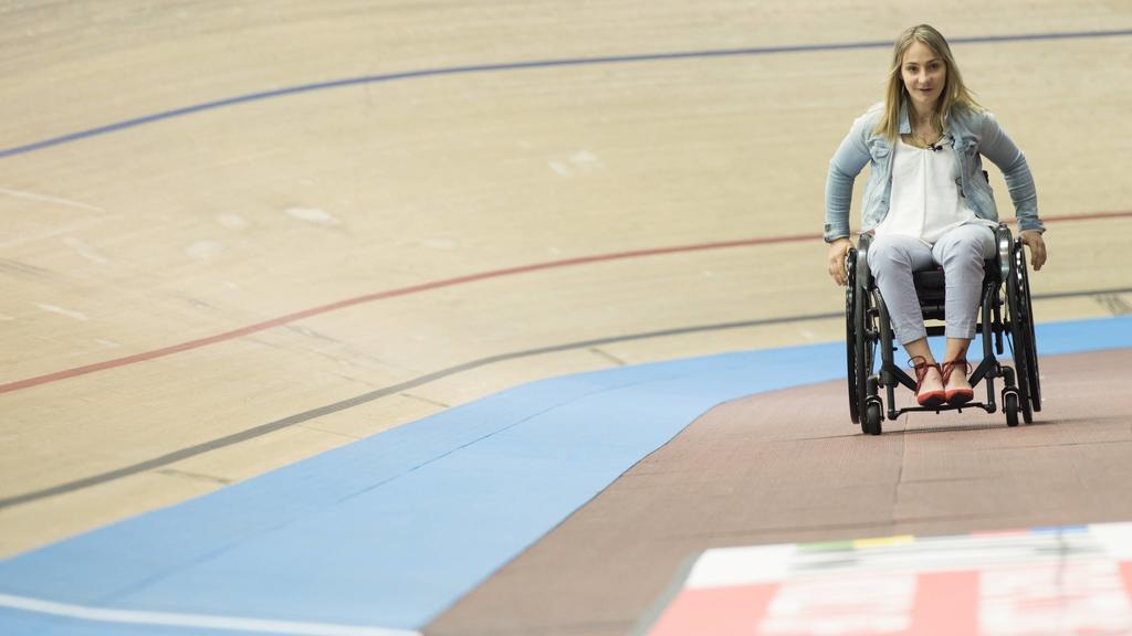 Radsportlerin des Jahres: Kristina Vogel (Erfurt, Seit einem schweren Trainingsunfall im Juni in Cottbus ist Kristina querschnittsgelaehmt und sitzt im Rollstuhl.) 2.Wettkampftag: Ehrung zum Radsportler des Jahres 2018 am 01.12.2018. Bahnrad UCI Welt