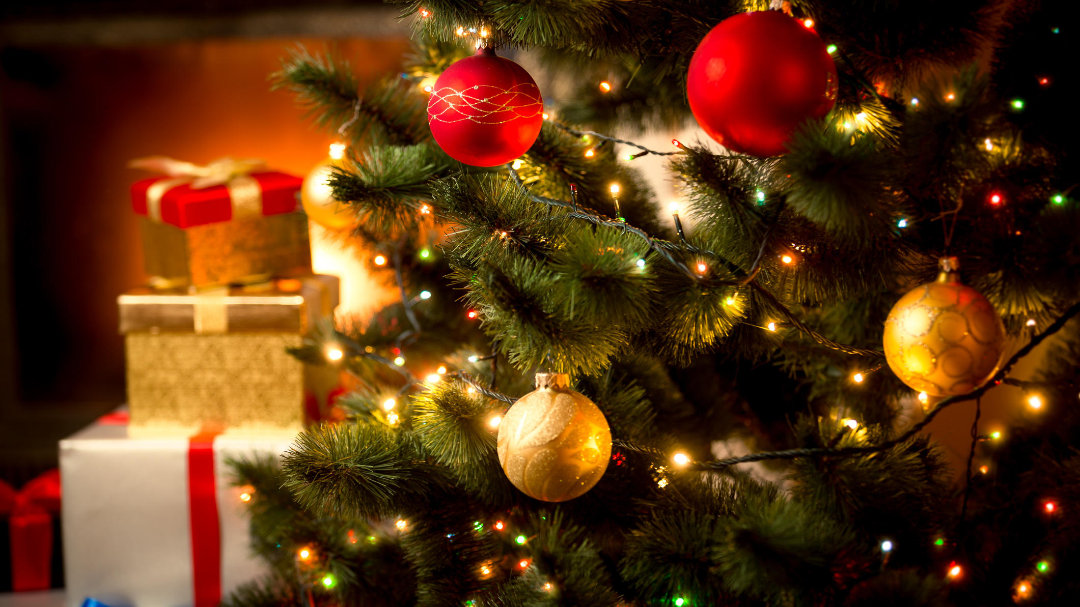 Lichterketten Am Tannenbaum Anbringen Diesen Fehler Machen Wir Alle