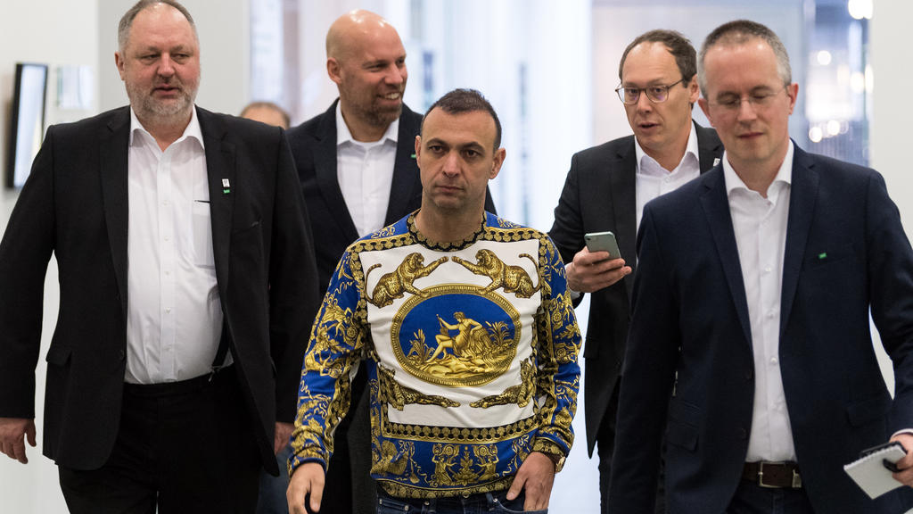 09.01.2019, Berlin: Andreas Michelmann (l-r), DHB-Präsident, Axel Kromer, DHB-Vorstand Sport, Bob Hanning, DHB-Vizepräsident, Mark Schober, DHB-Vorstandsvorsitzender, und Tim Oliver Kalle, Leiter Kommunikation des Deutschen Handballbundes (DHB), komm