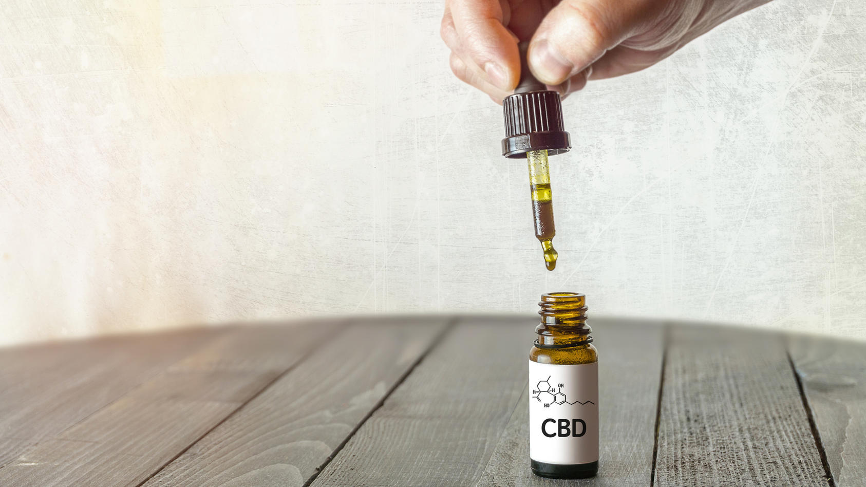 CBD Öl Wie Cannabidiol wirkt und wozu man es einsetzt