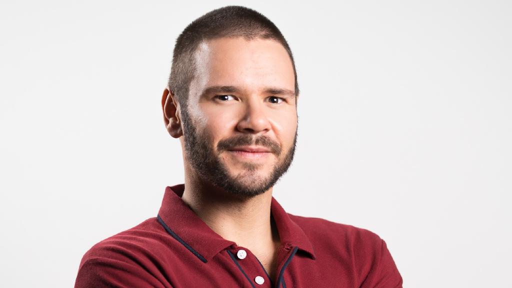 Thomas Drechsel spielt bei GZSZ die Rolle Max "Tuner" Krüger.