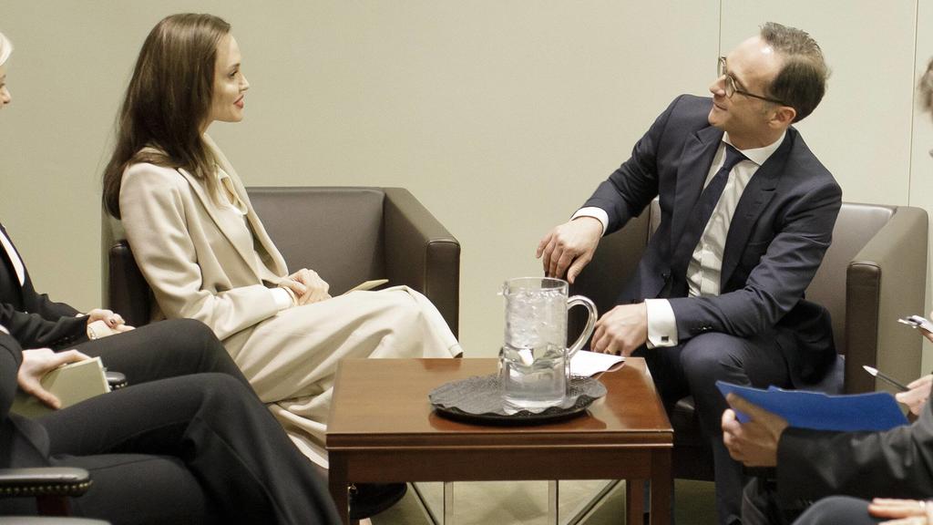 Außenminister Maas trifft bei UN-Besuch in New York Angelina Jolie.
