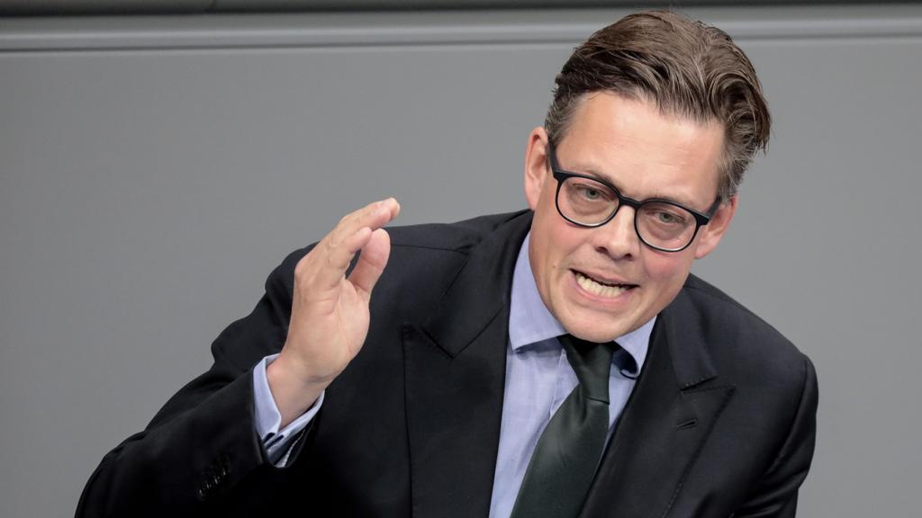 Konstantin von Notz ist Mitglied des Deutschen Bundestages seit 2009.